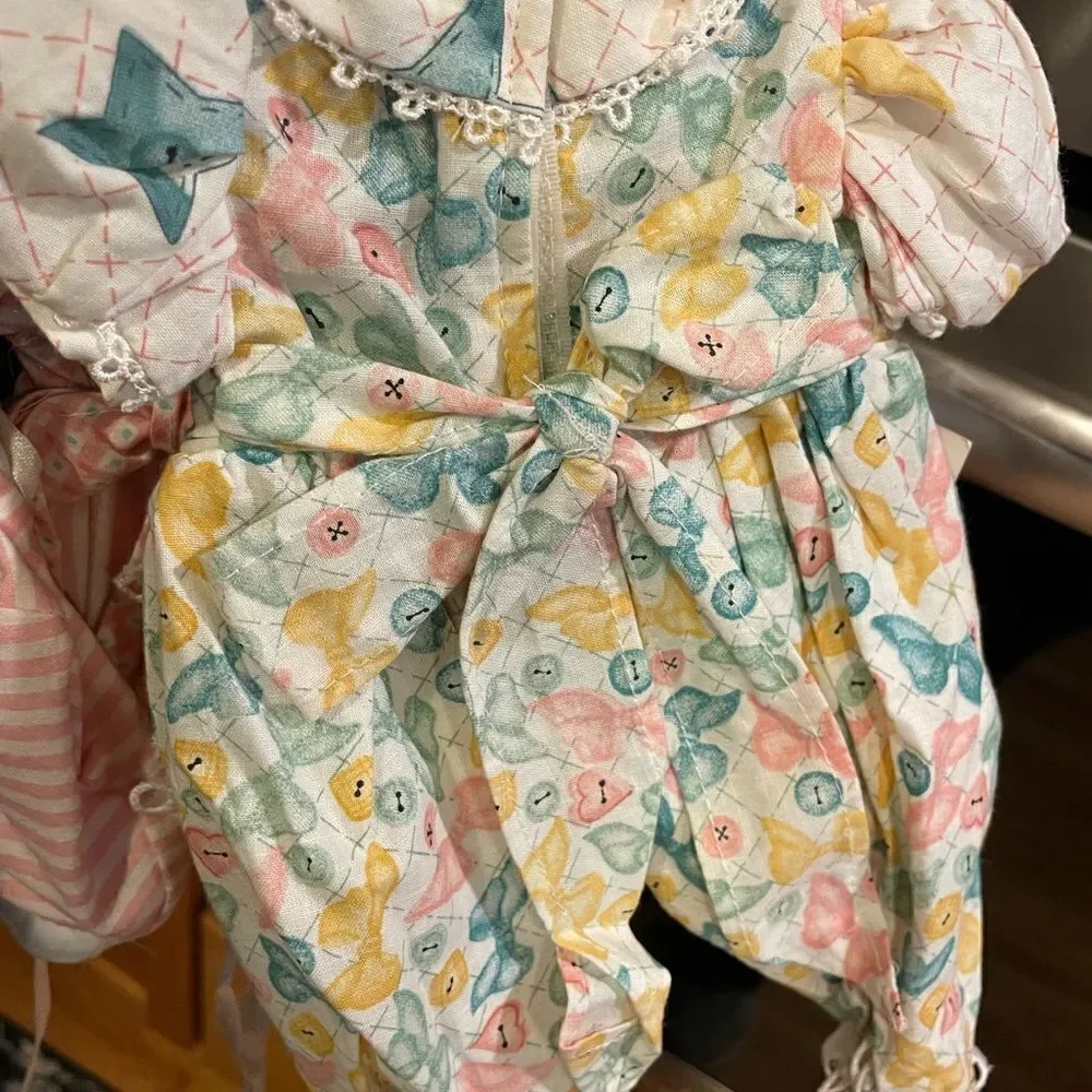 4 Daisy Kingdom Doll Dresses With Bonnets NWT
